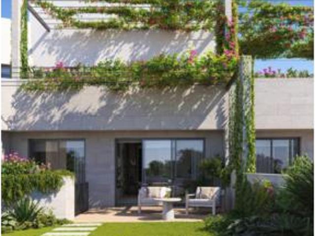 Apartamento en venta en Alcazaba Beach, Costa del Sol Occidental