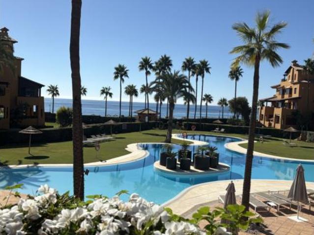 Apartamento en venta en Alcazaba Beach, Costa del Sol Occidental