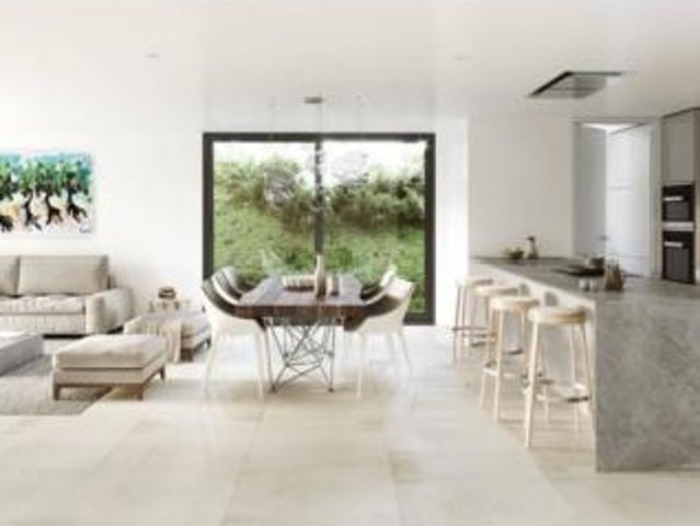 Apartamento en venta en Alcazaba Beach, Costa del Sol Occidental