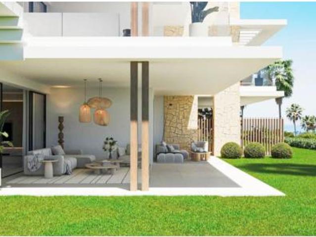 Apartamento en venta en Estepona, Playa Bella