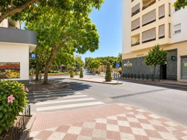 Apartamento en venta en Barriada Pablo Picasso, Estepona