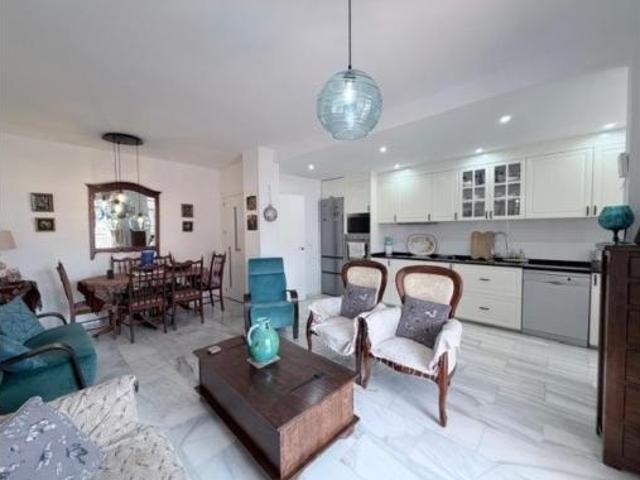Apartamento en venta en Las Lagunas, Fuengirola