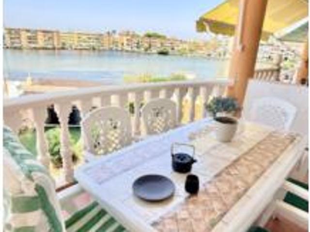Apartamento en venta en La Manga del Mar Menor, Cartagena