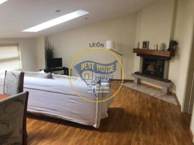 Apartamento en venta en Mercado, León
