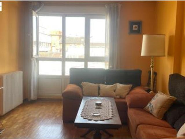 Apartamento en venta en Armunia, León