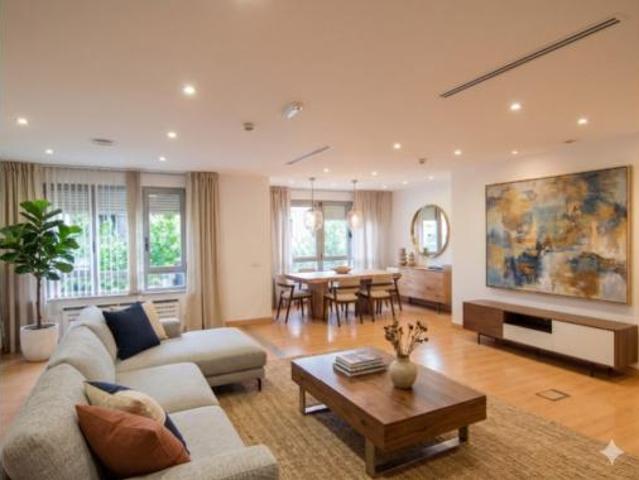 Apartamento en venta en Las Gaunas, Logroño