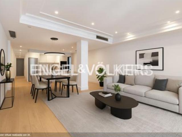 Piso en venta en Moncloa-Aravaca, Madrid