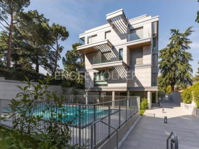 Apartamento en venta en Ciudad Lineal, Madrid