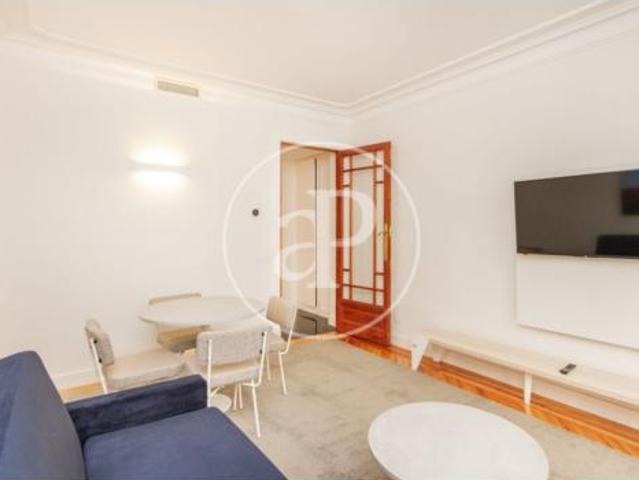 Apartamento en alquiler en Embajadores, Madrid
