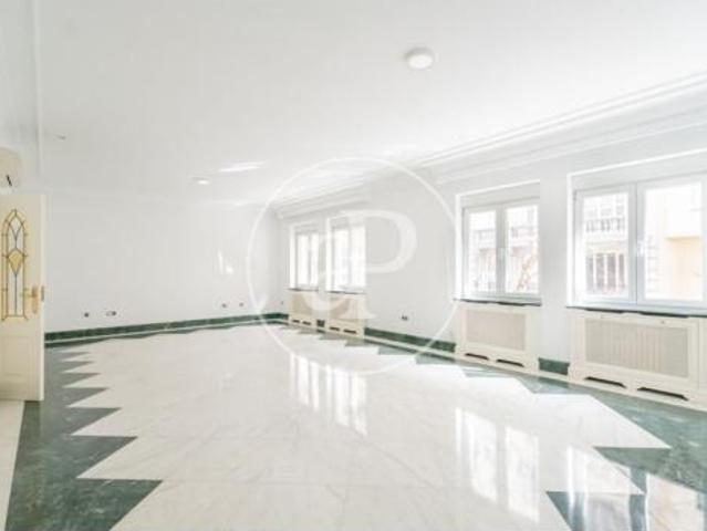 Apartamento en venta en Tetuán, Madrid