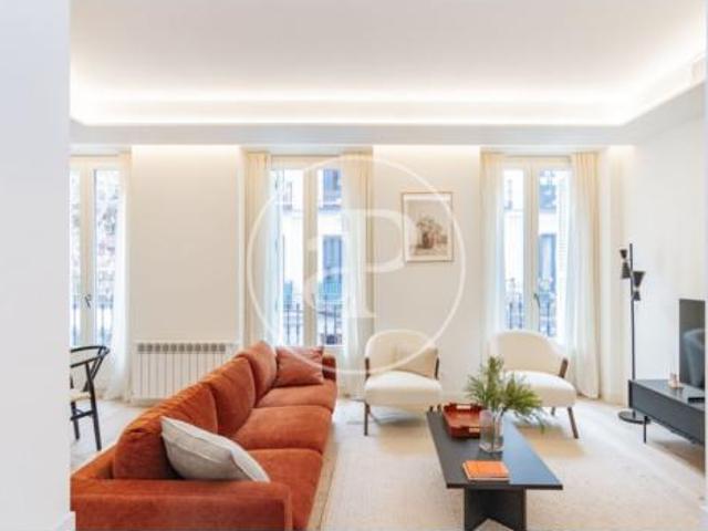 Apartamento en alquiler en Embajadores, Madrid