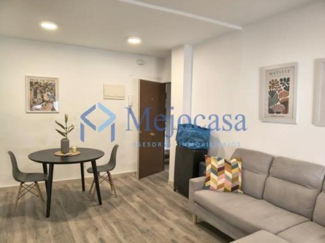 Apartamento en venta en Latina, Madrid