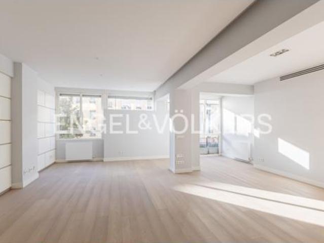 Piso en venta en Chamberí, Madrid
