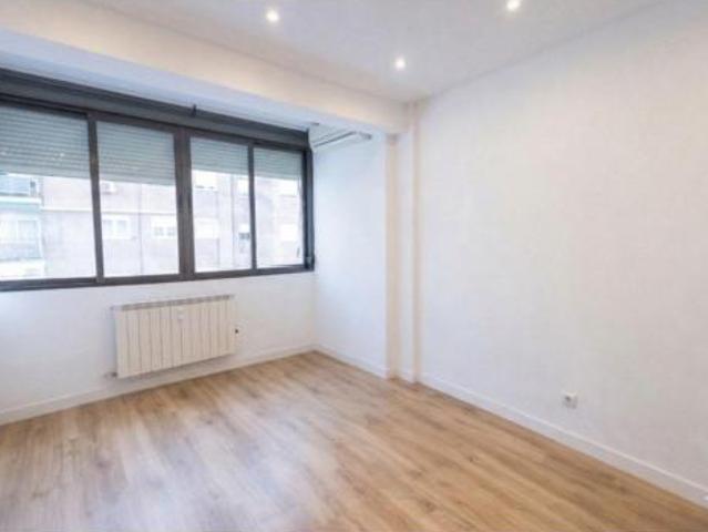 Apartamento en venta en Ciudad Lineal, Madrid