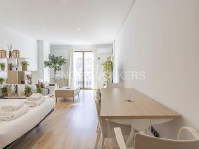Apartamento en venta en Centro, Madrid