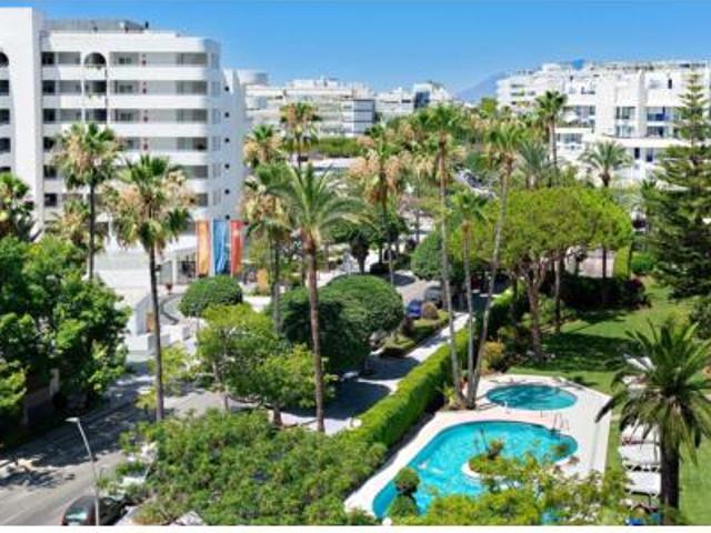Apartamento en venta en Marbella, Serrania