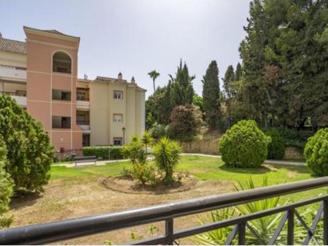 Apartamento en venta en Nueva Andalucía, Costa del Sol Occidental