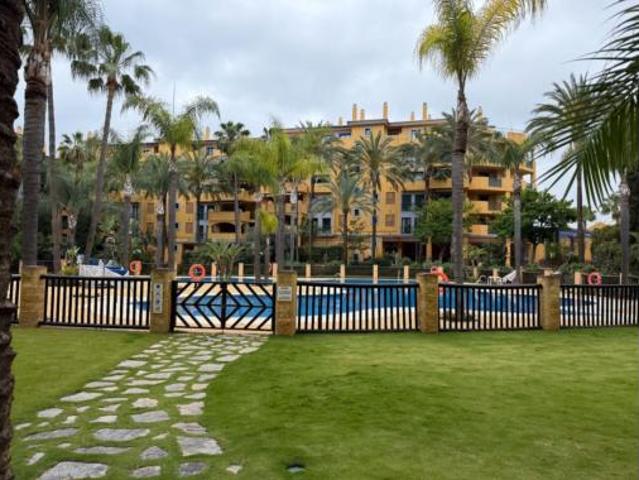 Apartamento en venta en San Pedro Alcántara, Marbella