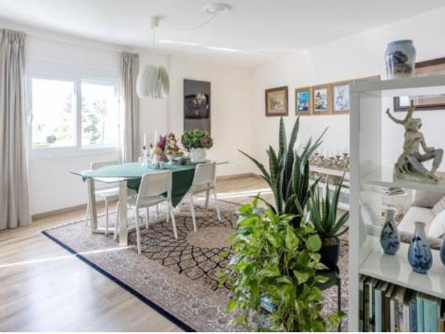 Apartamento en venta en Nueva Andalucía, Costa del Sol Occidental