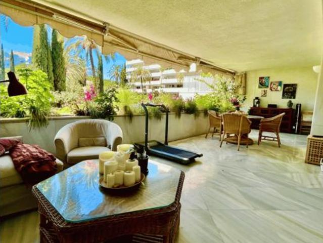 Apartamento en venta en La Carolina, Costa del Sol Occidental