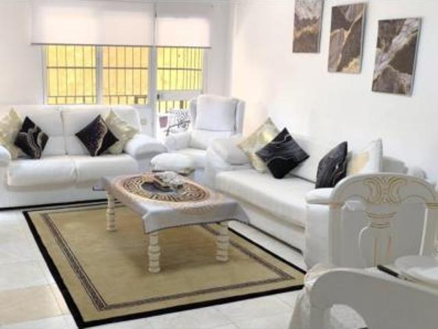 Apartamento en venta en Marbella, Alhambra del Mar