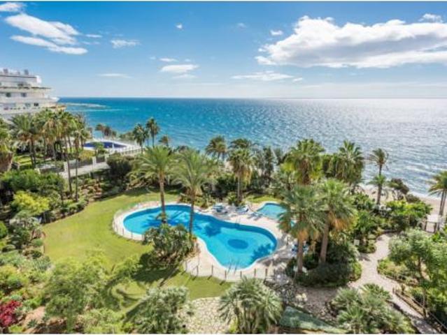 Apartamento en venta en Marbella, Alhambra del Mar