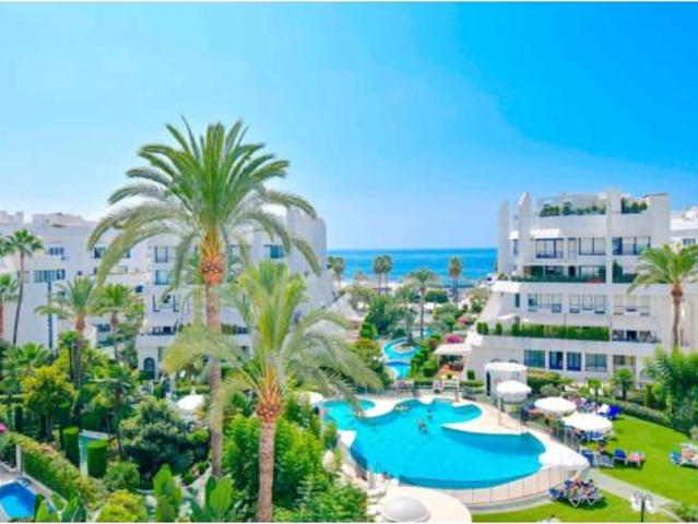 Apartamento en venta en Marbella, Alhambra del Mar