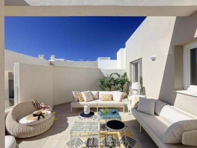 Apartamento en venta en Nueva Andalucía, Almería