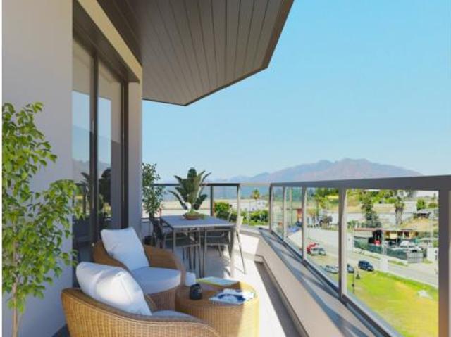 Apartamento en venta en Las Lagunas, Mijas
