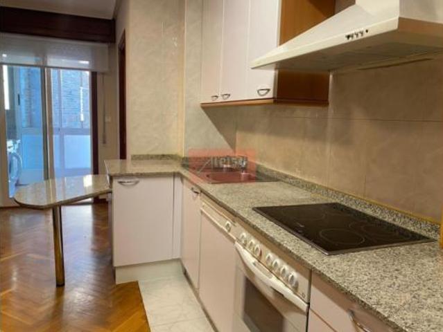 Apartamento en venta en Ourense