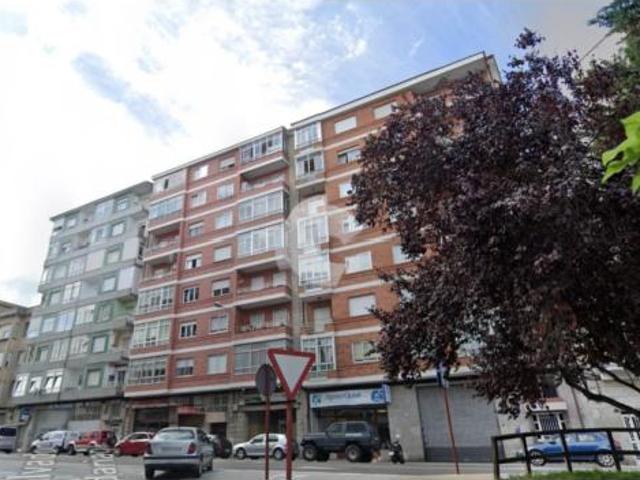 Apartamento en venta en A Carballeira, Ourense