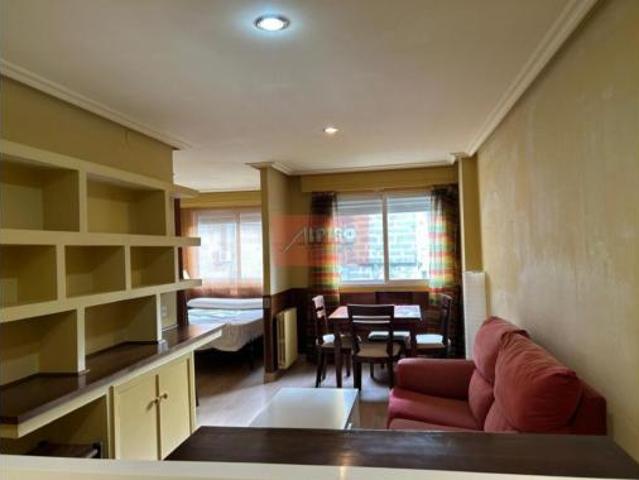 Apartamento en venta en As Lagoas, Ourense