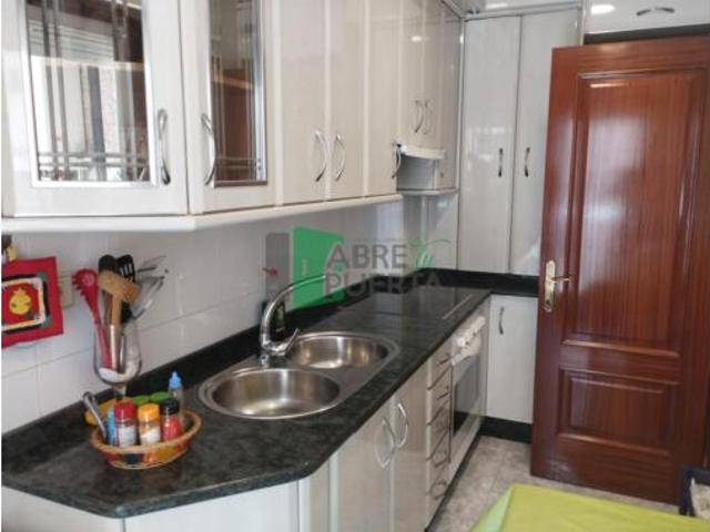 Apartamento en venta en O Vinteún, Ourense