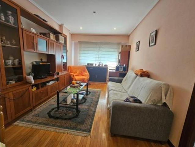 Apartamento en venta en O Vinteún, Ourense