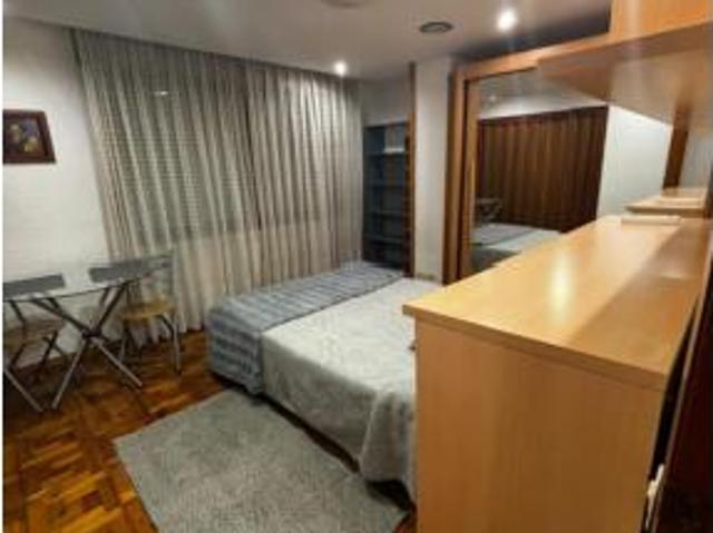 Apartamento en venta en El Milán, Oviedo