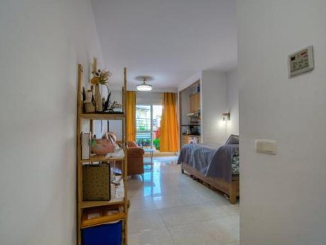 Apartamento en venta en Torre de Benagalbón, La Axarquía
