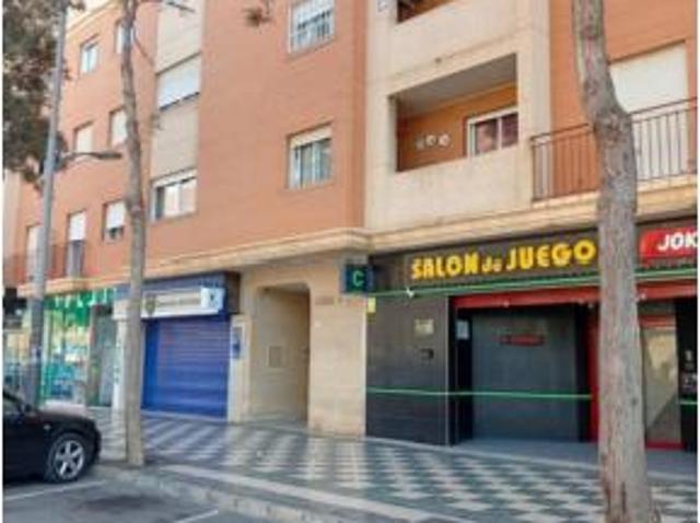 Apartamento en venta en Roquetas De Mar, Andalucía