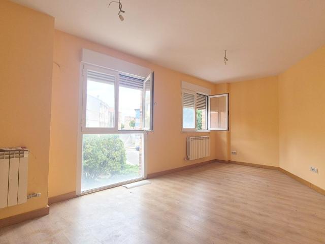 Apartamento en venta en Castellanos De Moriscos, Castilla y León