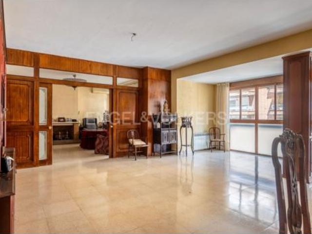 Piso en venta en Triana, Sevilla