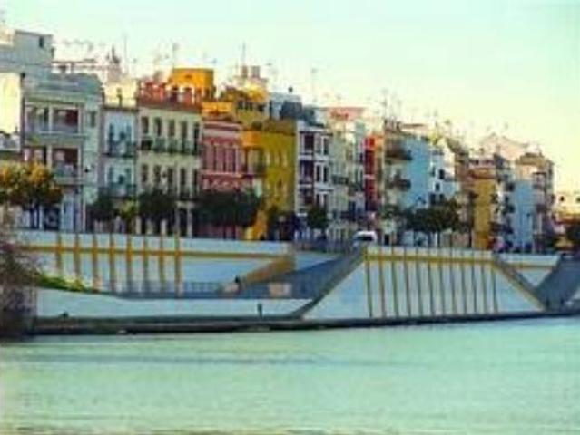 Apartamento en venta en Triana, Sevilla