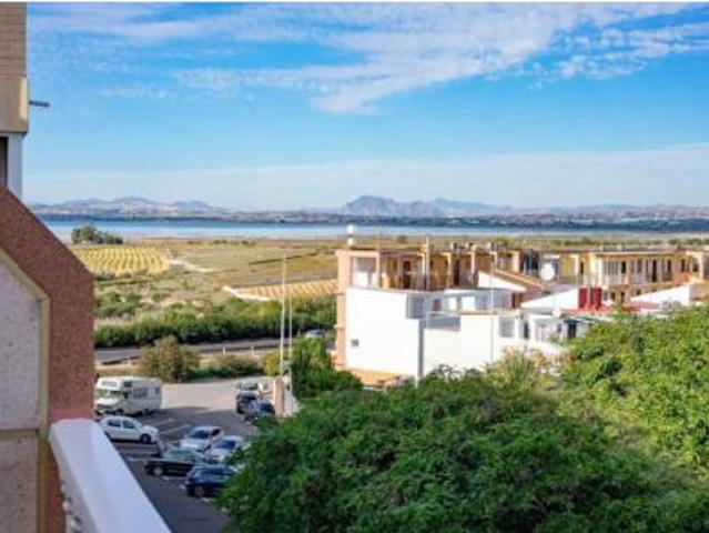 Apartamento en venta en Torrevieja, Valencia
