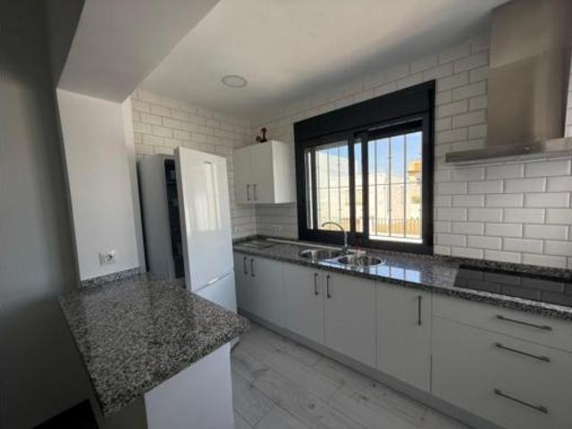Apartamento en venta en Utrera, Andalucía