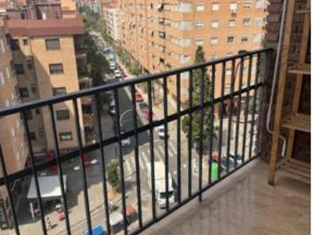 Apartamento en venta en Valencia, Benicalap