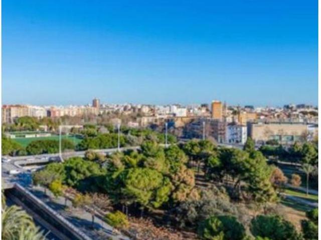 Apartamento en venta en Valencia, Campanar