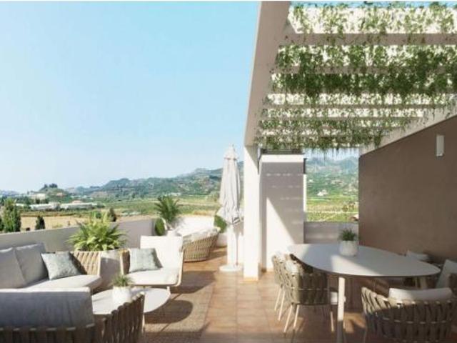 Apartamento en venta en La Gloria, Vélez-Málaga