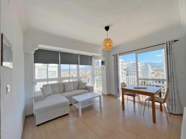 Apartamento en venta en Torre del Mar, La Axarquía