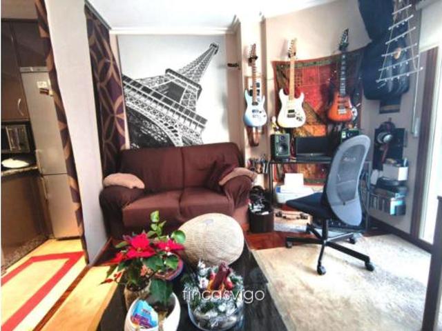Apartamento en venta en Lavadores, Vigo