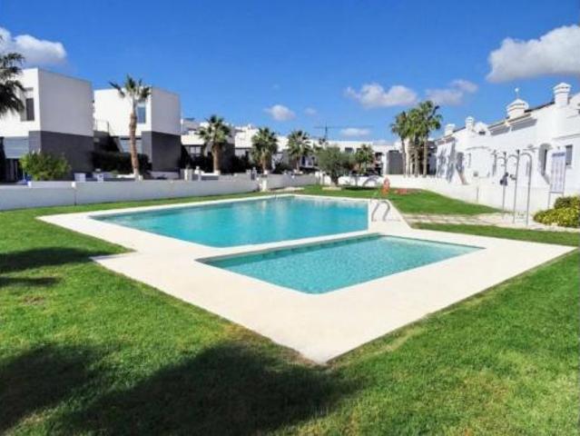 Apartamento en venta en Villamartín, Cádiz