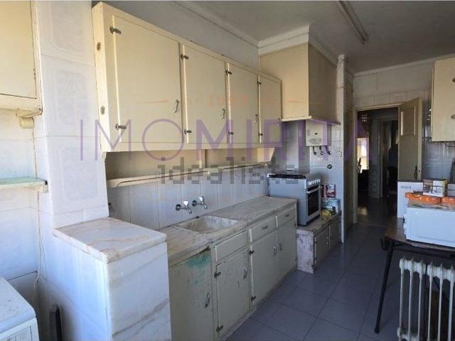 Apartamento venda em Amadora, Lisboa