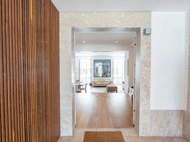 Apartamento venda em Misericórdia, Lisboa